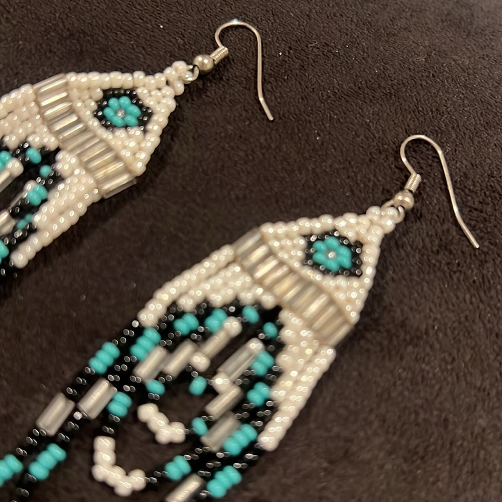 Authentic Native American Beaded Drop Dangle Earr… - image 2